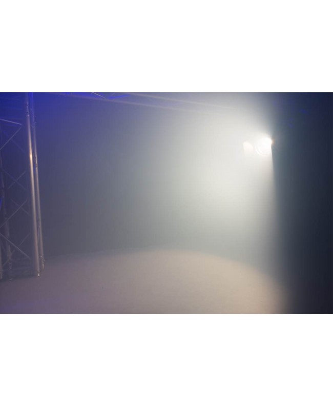 BeamzPro BTF200Z Fresnel Zoom 200W White LED Fresnel