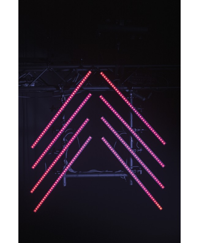 SHOWTEC Pixelstrip 40 40 individually controllable RGB pixels - 100 cm strip