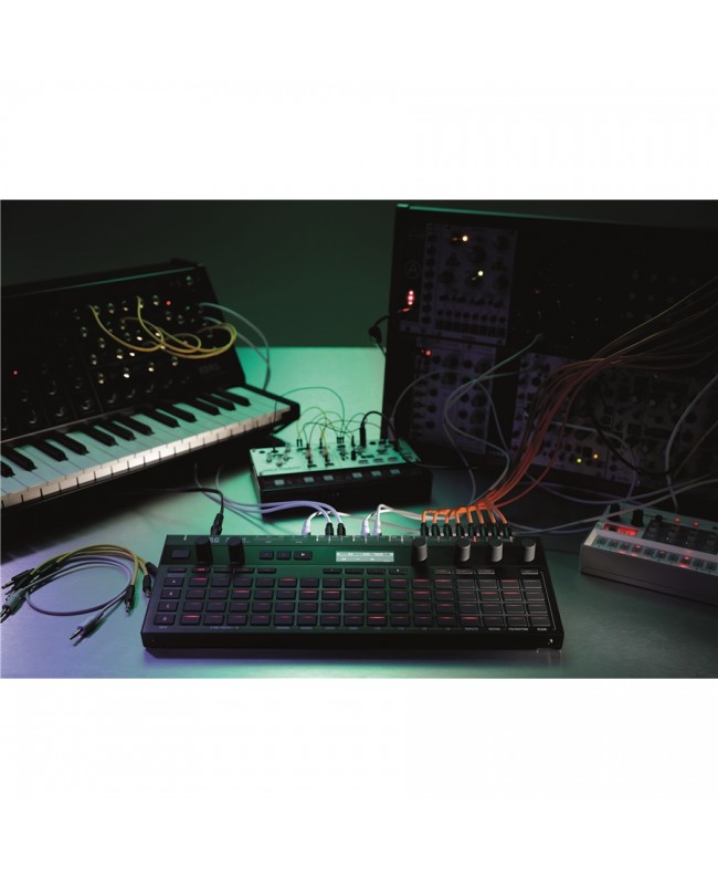 Korg SQ-64