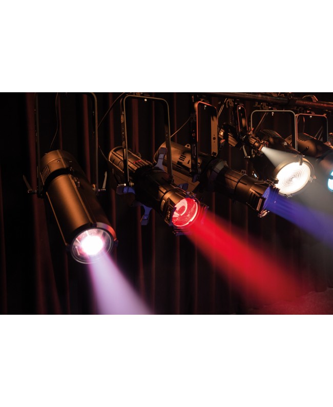 SHOWTEC Performer Fresnel 1500 Q6 MKII Fari Fresnel