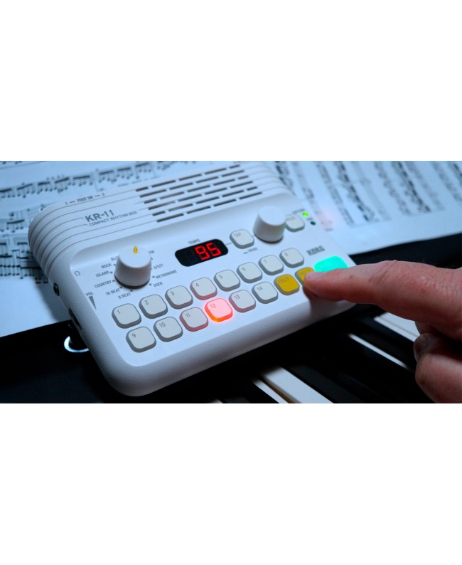 Korg KR-11 Synthesizers