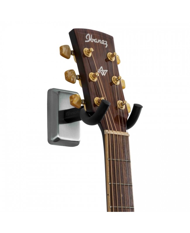 Gator Frameworks GFW-GTR-HNGRSCH Gitarren-Wandhalterung mit satinierter Chromplatte Wandhalterungen