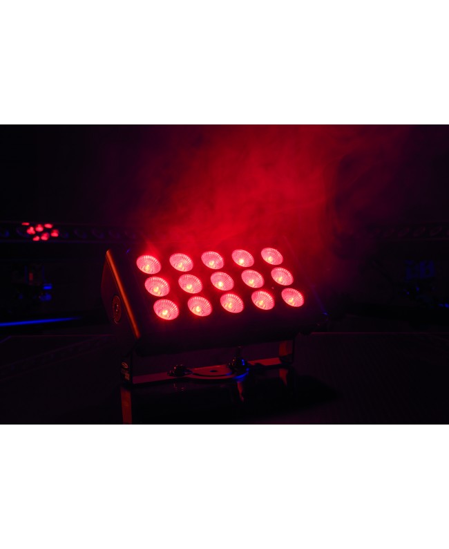 SHOWTEC Cameleon Flood 15 Q6 Tour LED Fluter