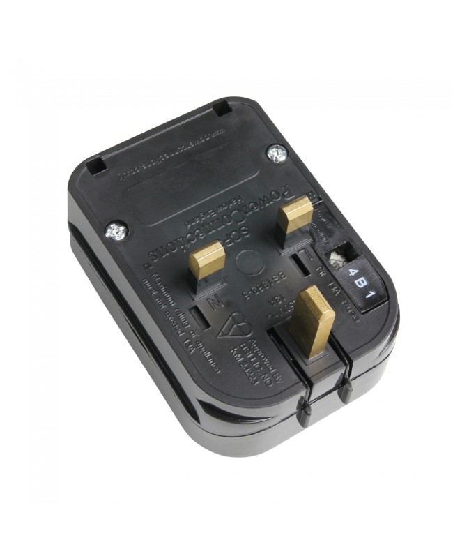 Adam Hall Connectors 3 STAR A EU3 GB3 SCHUKO SCHUKO Cable Connectors