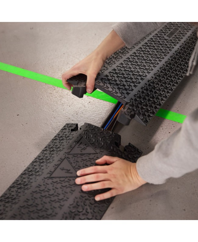 Defender XPRESS 100 BLK RETAIL Cable Protectors
