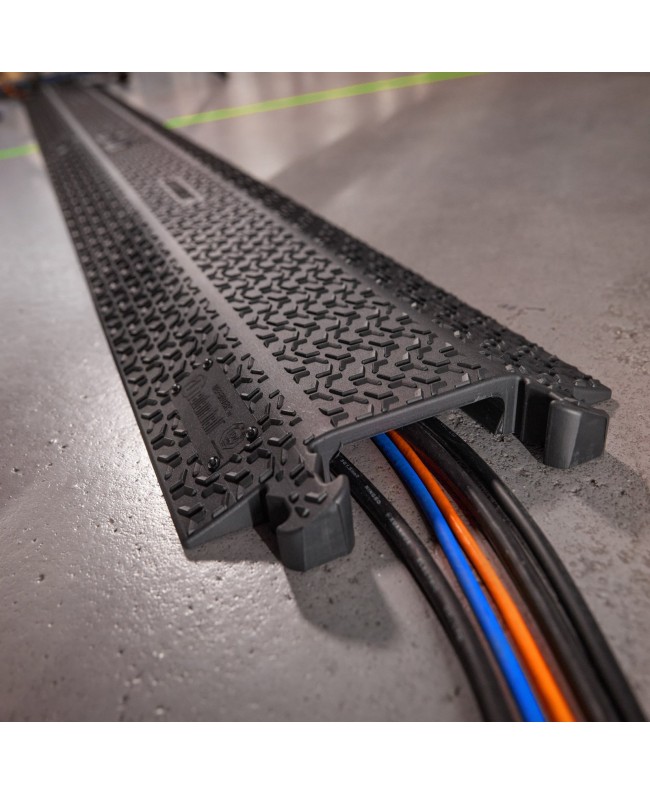 Defender XPRESS 100 BLK RETAIL Cable Protectors