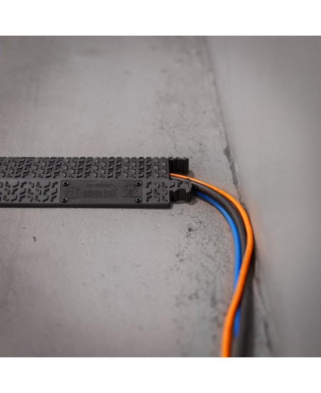 Defender XPRESS 100 BLK RETAIL Cable Protectors