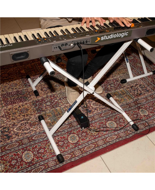 Quik Lok T10-WH White X-Shaped Keyboard Stand