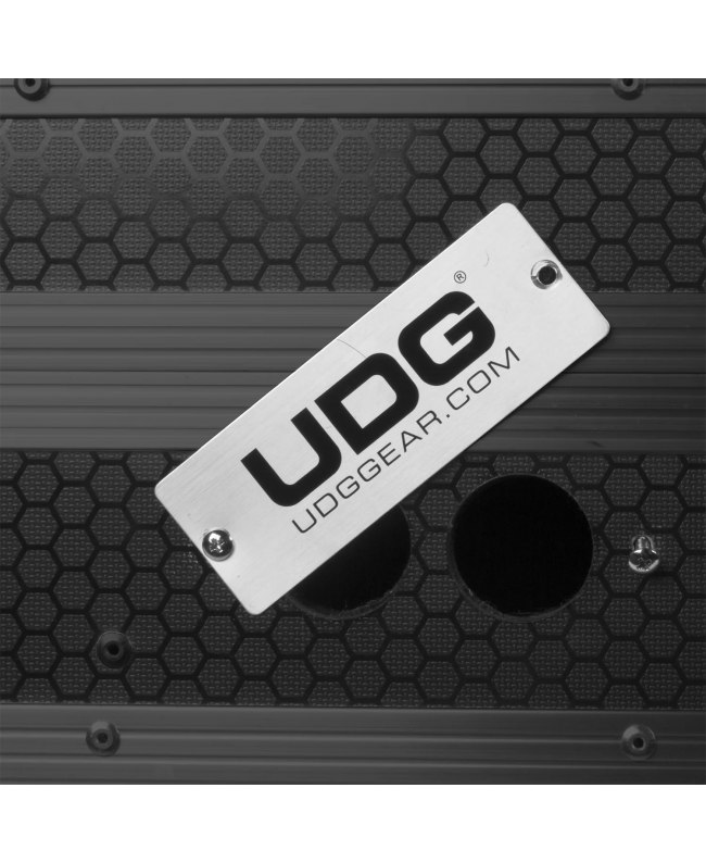 UDG U91076BL Ultimate Flight Case Pioneer XDJ-RX3 Black Plus (Wheels) Konsolen-Cases