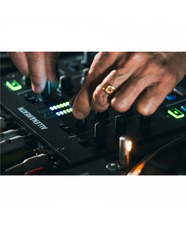 Allen & Heath Xone:24 Analog Mixer