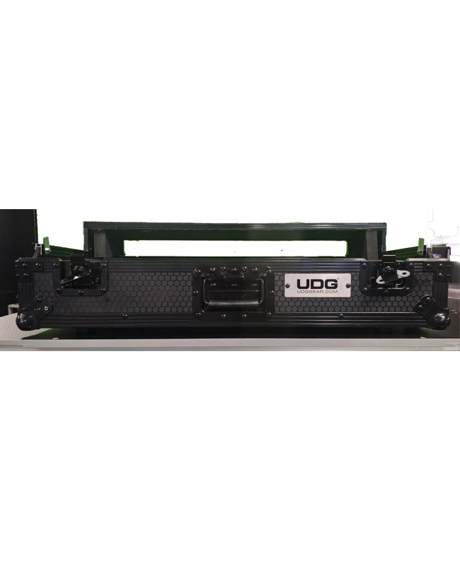 UDG U91075BL Ultimate Flight Case Pioneer DJ XDJ-RX3 Black Plus (Laptop Shelf + Wheels) | gebraucht Konsolen-Cases