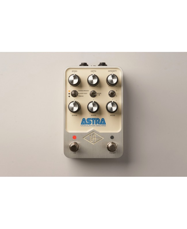 Universal Audio UAFX Astra Modulation Machine Stereo-Effektpedal Startseite