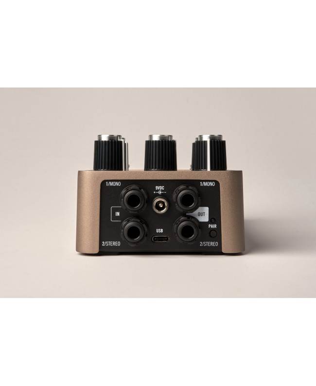 Universal Audio UAFX Golden Reverberator Stereo Effects Pedal Effect Pedals