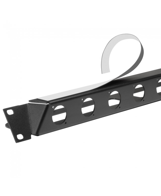 Adam Hall 19 Parti RACK PAN 01 D8 ANGLED Pannelli