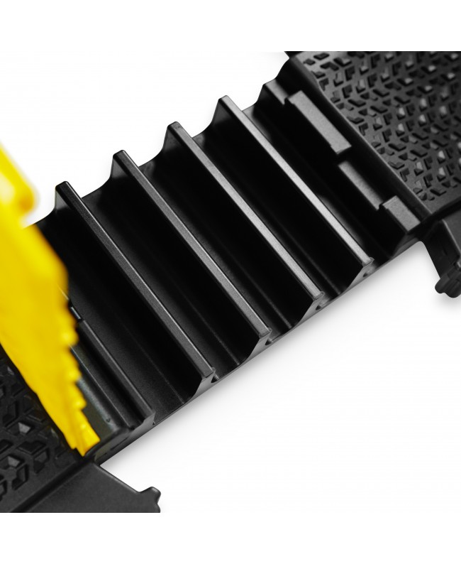 Defender MIDI 5 2D Adapter to MIDI 5 female Cable Protectors