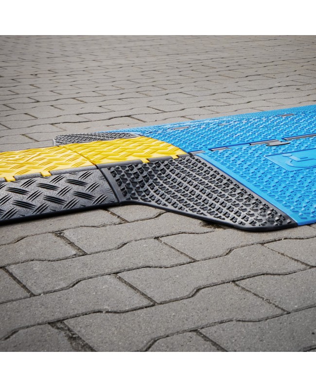 Defender MIDI 5 2D Adapter to MIDI 5 female Cable Protectors